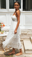 Robe midi à volants en dentelle crochetée couleur sable 