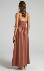 Robe longue asymétrique en satin Limelight - Mauve