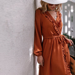 Robe midi portefeuille à volants en satin Jessy - Cuivre - VENTE FINALE 