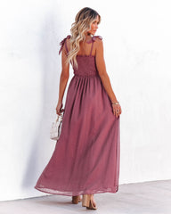 Robe longue Hazelle à pois suisses et smocks - Mauve foncé